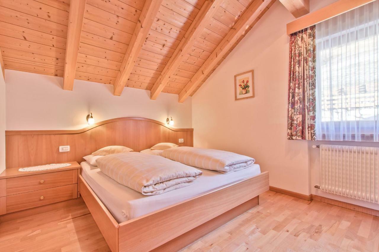 Appartamenti Vilin San Cassiano  Buitenkant foto