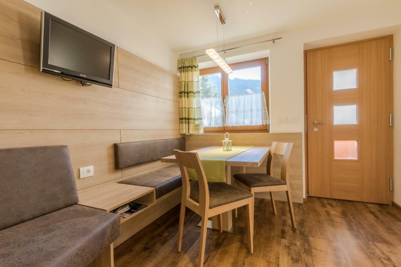 Appartamenti Vilin San Cassiano  Buitenkant foto