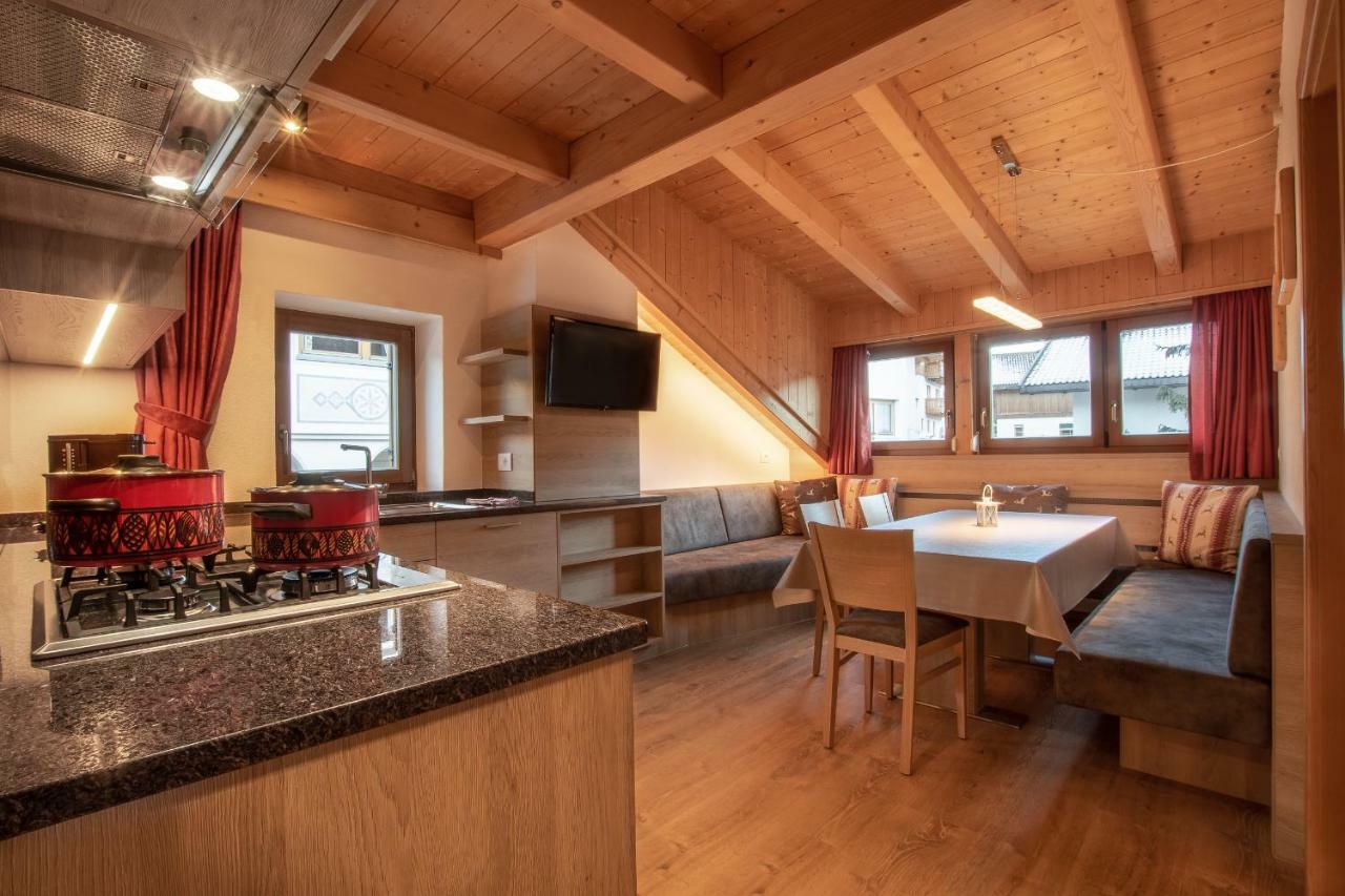 Appartamenti Vilin San Cassiano  Kamer foto